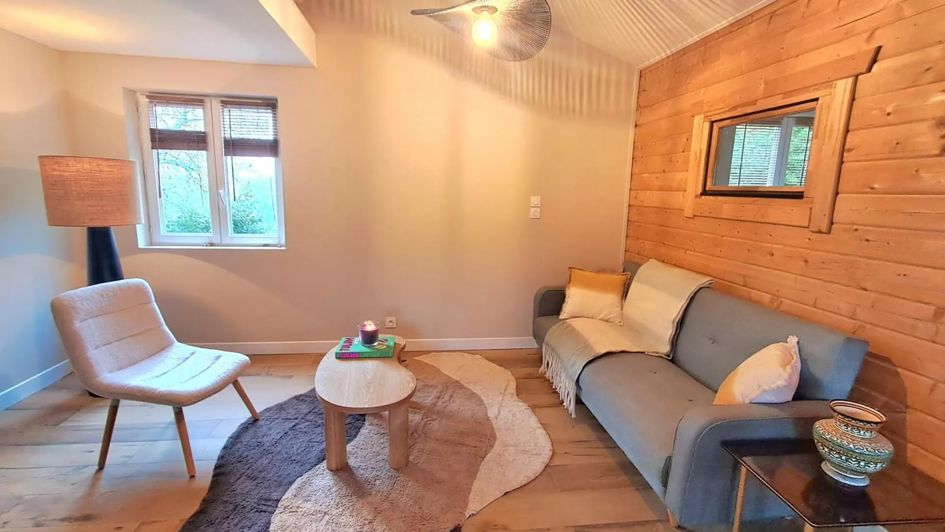 Chalet De Lanvaux Saint-Jean-Brevelay Frankrike